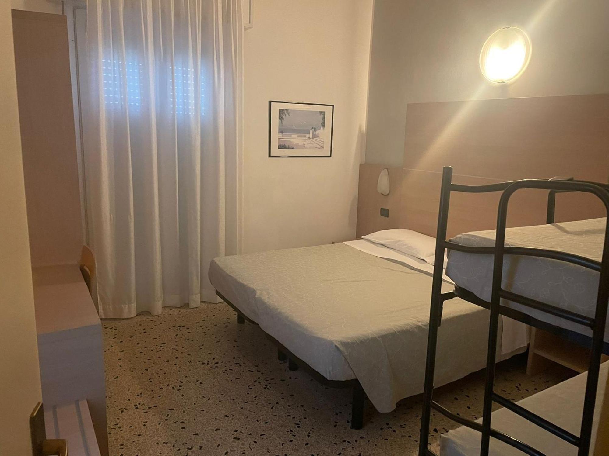 Hotel Veliero Rimini Esterno foto