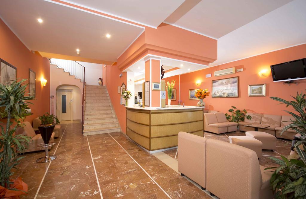 Hotel Veliero Rimini Esterno foto